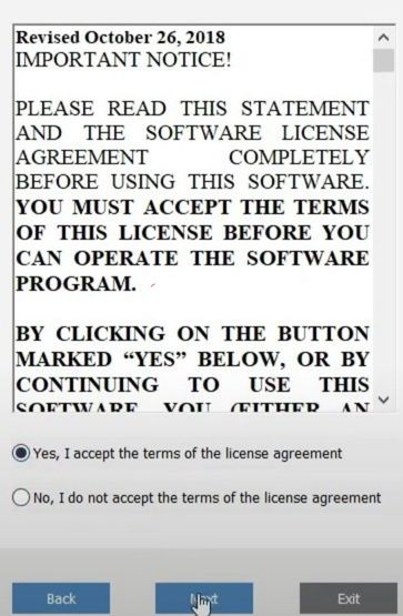 Nhấn Next để tiếp tục và tích chọn Yes, I accept the terms of the license agreement